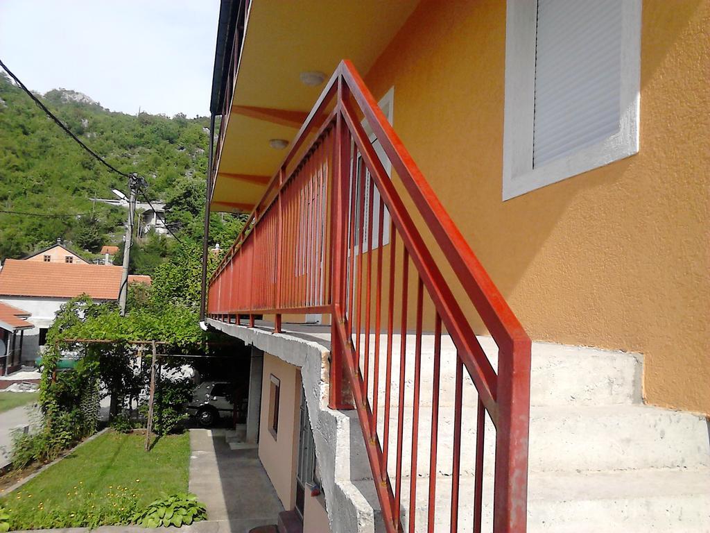 Apartments Mirkovic Cetinje Ngoại thất bức ảnh
