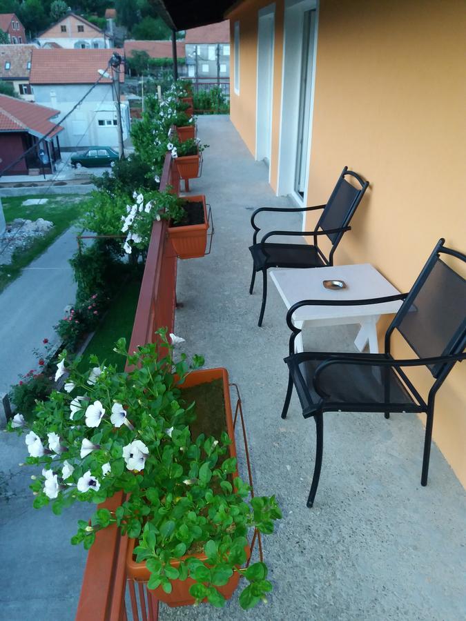 Apartments Mirkovic Cetinje Ngoại thất bức ảnh