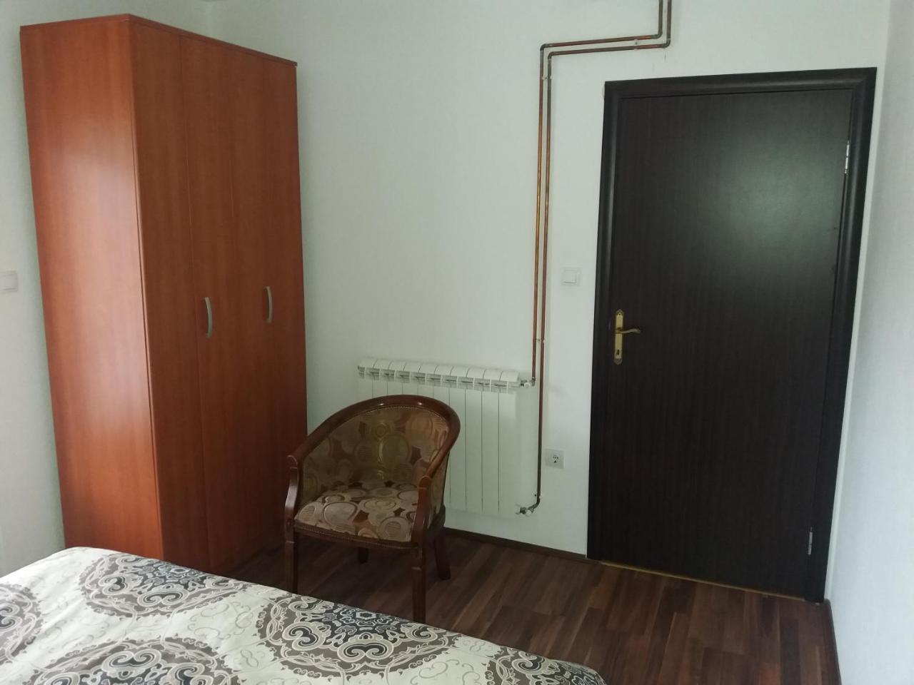 Apartments Mirkovic Cetinje Ngoại thất bức ảnh