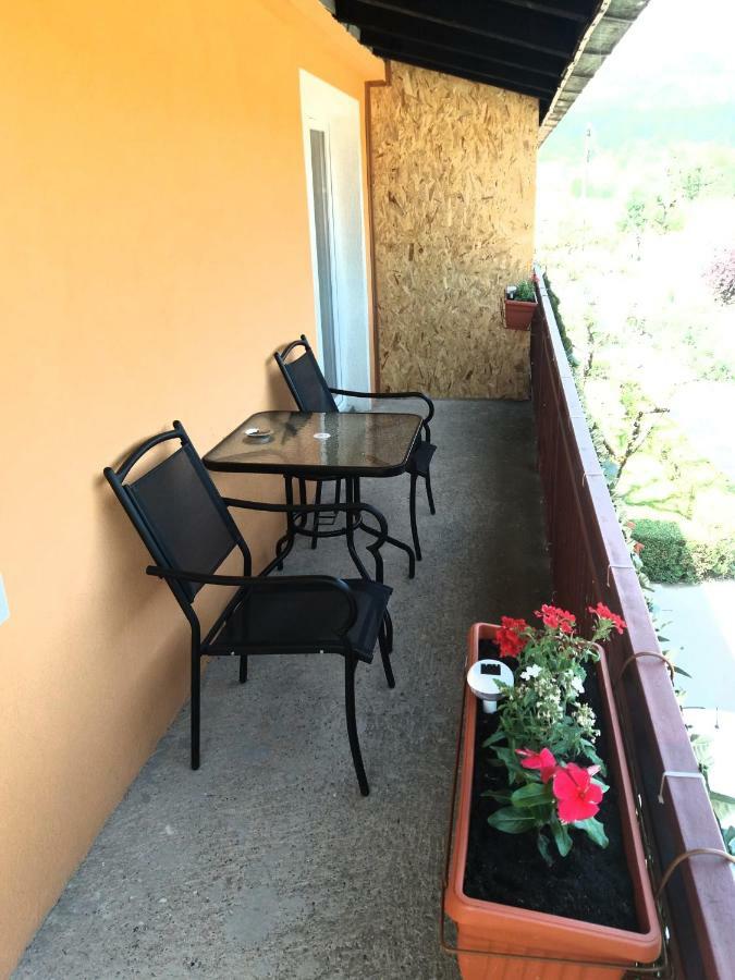 Apartments Mirkovic Cetinje Ngoại thất bức ảnh