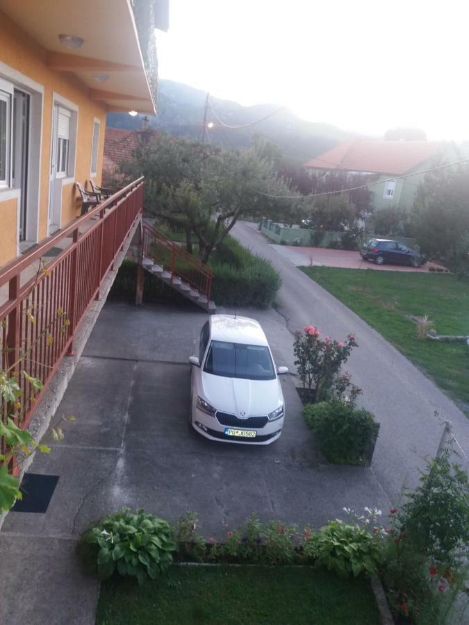 Apartments Mirkovic Cetinje Ngoại thất bức ảnh