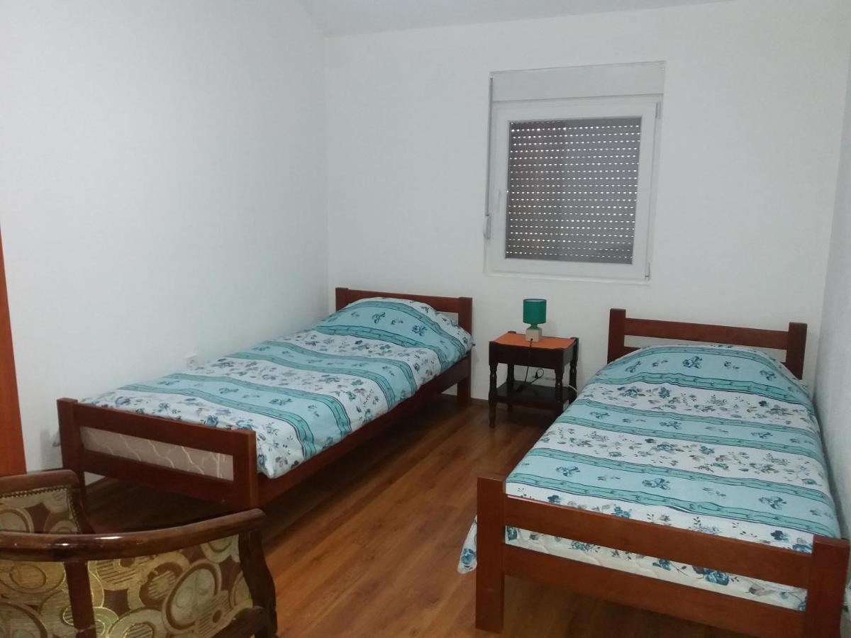 Apartments Mirkovic Cetinje Ngoại thất bức ảnh